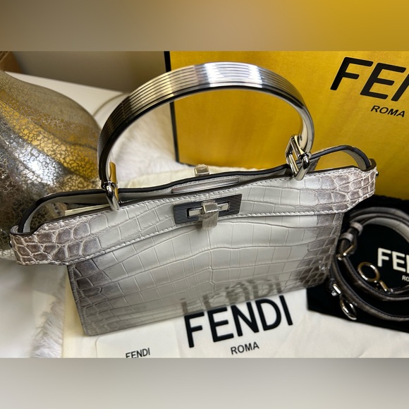 🔥NWT! FENDI•Crocodile Leather Peekaboo ISeeU Bag Small - Picture 6 of 10